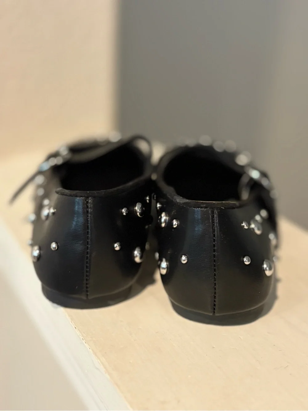 Art Class Big Girls Size 2 Ballet Flats with Adjustable Strap Black Silver Studs